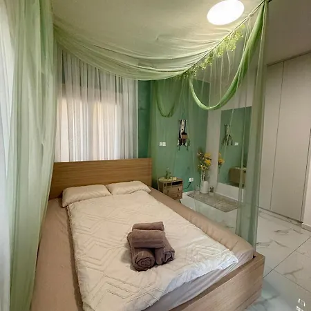 Colorful Vibes&jacuzzi Nights Sunny Escapes Cyprus