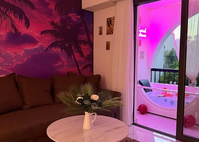 アパート Colorful Vibes&jacuzzi Nights Sunny Escapes Cyprus *