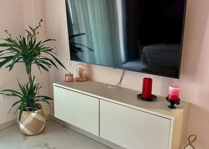 アパート Colorful Vibes&jacuzzi Nights Sunny Escapes Cyprus *