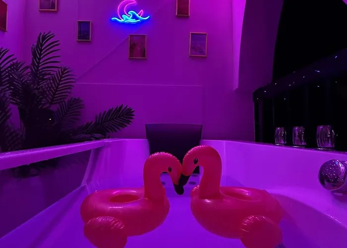Colorful Vibes&jacuzzi Nights Sunny Escapes Cyprus
